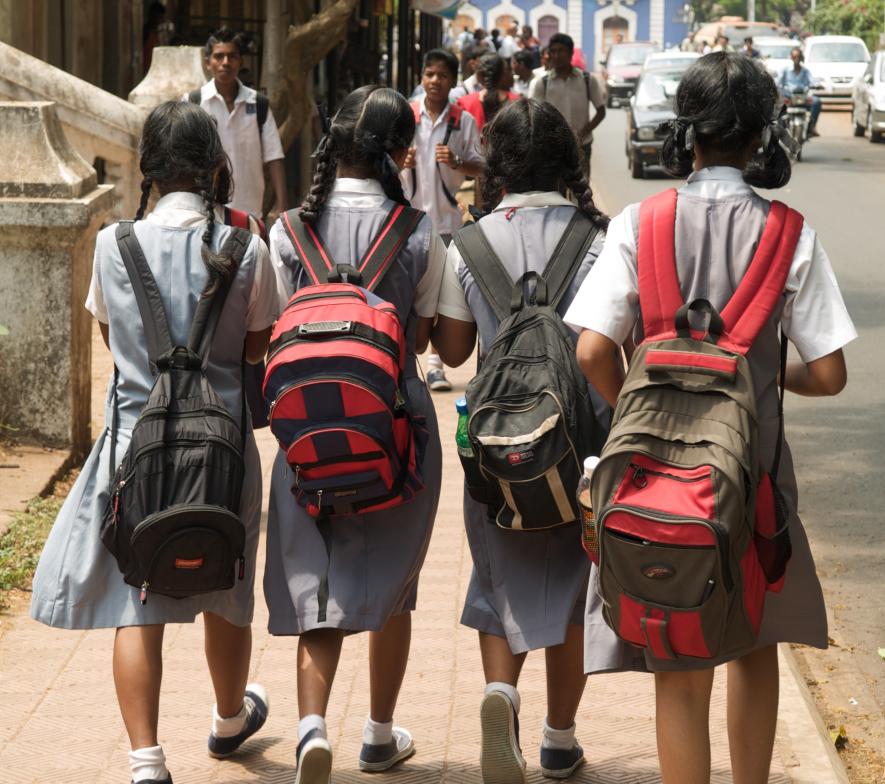 UP: Survey Shows High Dropout Rates Among Girls, Rising Popularity of Private Tuition