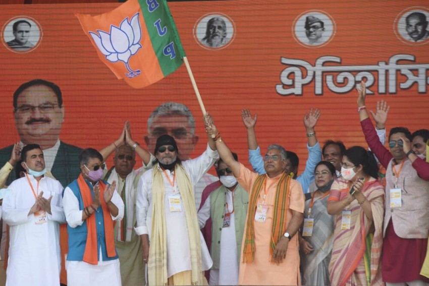 Dinesh Trivedi, Mithun Chakraborty join BJP